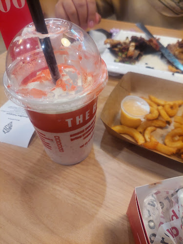 Woodfire Putrajaya - Gastronomi dan perhotelan