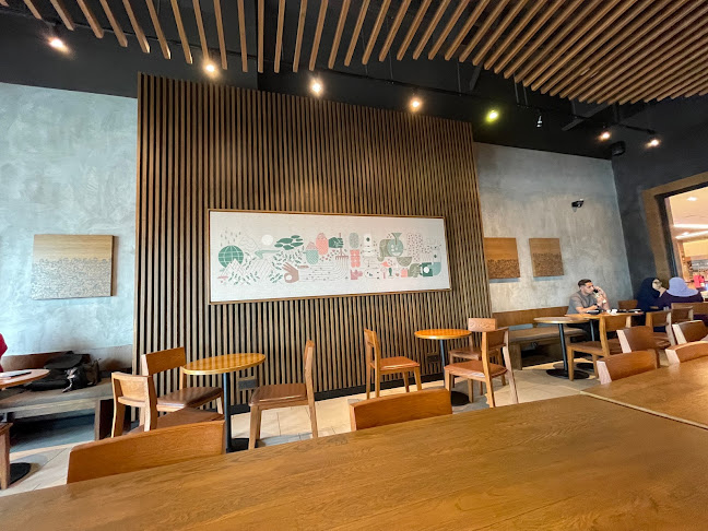 Starbucks Lotus's Kota Bharu - Kota Bharu
