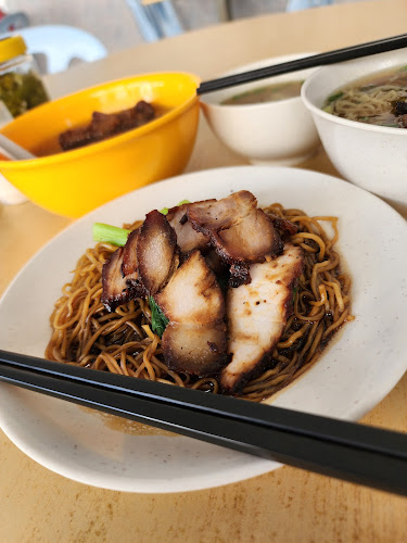 Comentarii opinii despre 強记云吞面 (Keong Kee Recipe Restaurant)