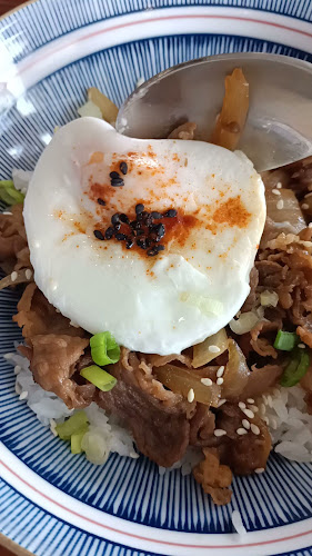 London Cafe & Bistro