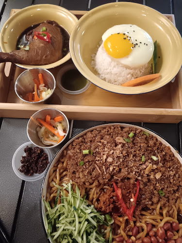 Summer Camp Cafe夏日露营吧