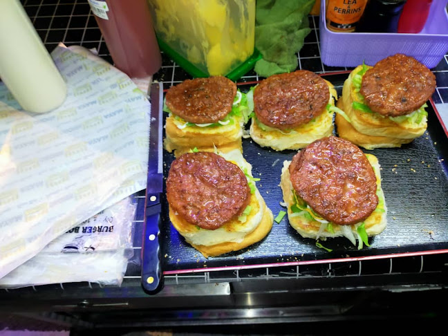 Opinii despre Cakoji M Burger în George Town - Gastronomi dan perhotelan