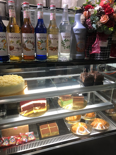 Aqua Coffee - Gastronomi dan perhotelan