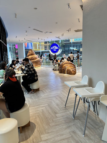 Opinii despre ZUS, Coffee Meets Pastry - 1 Utama Shopping Centre în Petaling Jaya - Gastronomi dan perhotelan