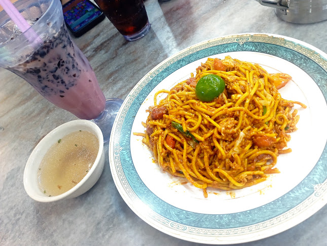 Opinii despre Zakaria Curry House Taman Airport în Sandakan - Gastronomi dan perhotelan