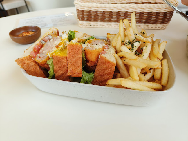 Comentarii opinii despre MokMok