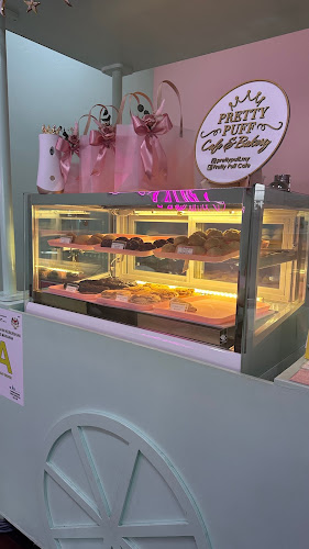 Pretty Puff Cafe
