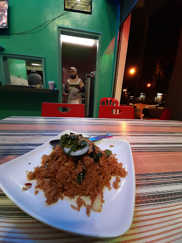 RESTORAN Nora Aman 2 - Gastronomi dan perhotelan