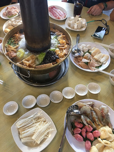 Eam Huat Charcoal Steamboat Restaurant