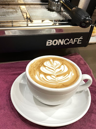 Opinii despre Coffee Bank în Bintulu - Gastronomi dan perhotelan