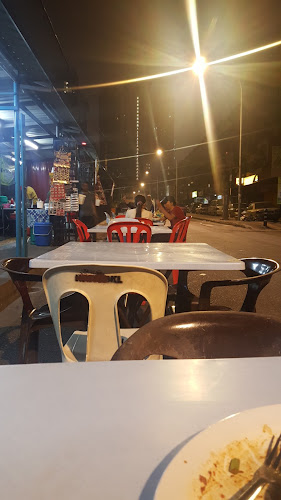 Opinii despre Kedai Makan Depan KOSWIP, Brickfields, K. L. în Kuala Lumpur - Gastronomi dan perhotelan