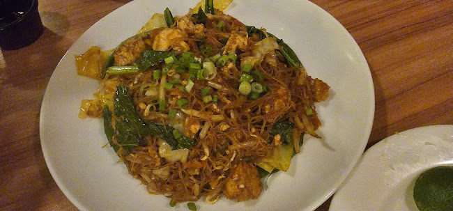 Sam's Plaza Damansara - Gastronomi dan perhotelan