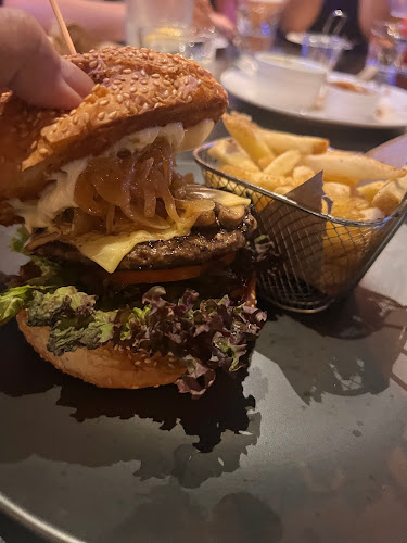 Bottle and Boar (by Jarrod & Rawlins) - Gastronomi dan perhotelan