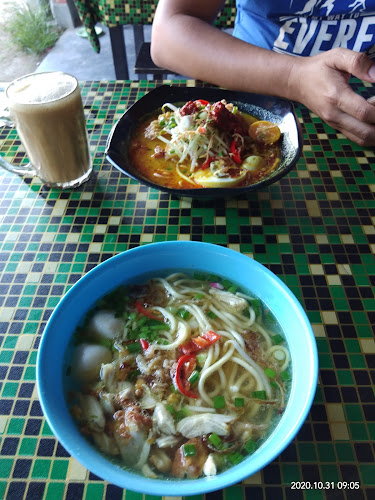 Opinii despre Nasi Lemak Ujong Pasir 2 în Melaka - Gastronomi dan perhotelan