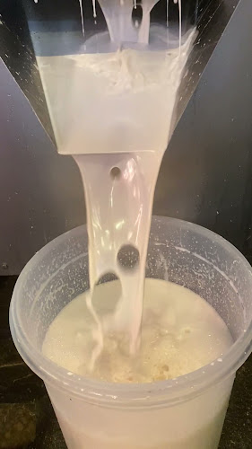 Santan PakNgah Chowkit - Gastronomi dan perhotelan