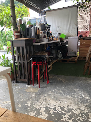 Comentarii opinii despre Moaci Street Cafe