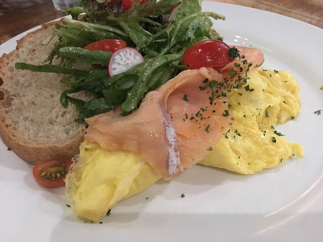 Opinii despre Frisky Goat Bakery Cafe în Kuala Lumpur - Gastronomi dan perhotelan