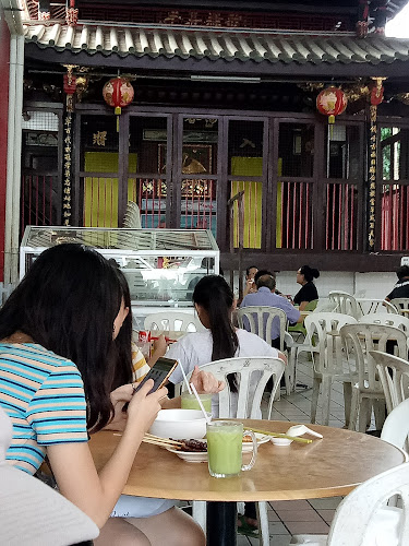 Opinii despre lima.tujoh Cafe & Guesthouse în Kuching - Gastronomi dan perhotelan