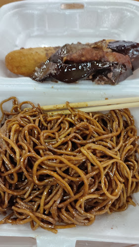 Lido Square - Gastronomi dan perhotelan