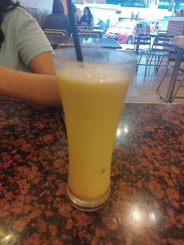 Phad Thai Restaurant - Gastronomi dan perhotelan