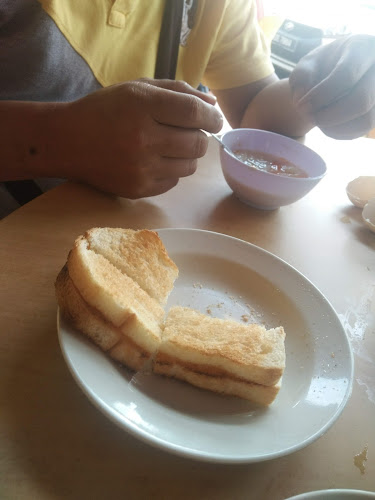 Yi Poh - Gastronomi dan perhotelan