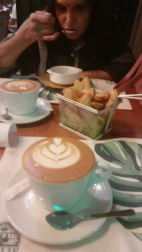 Comentarii opinii despre Odette • Setiawalk