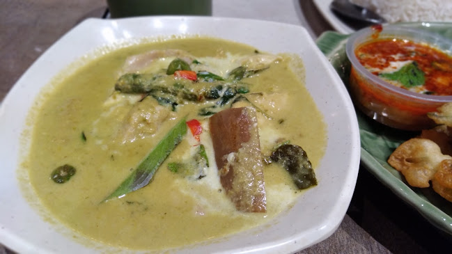 Mr. Tuk Tuk @ Starling Mall (Last call 9:30pm)