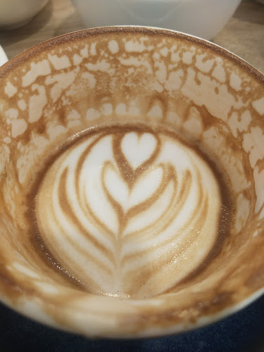 Opinii despre Ausemist Coffee Cafe în Kuala Dungun - Gastronomi dan perhotelan