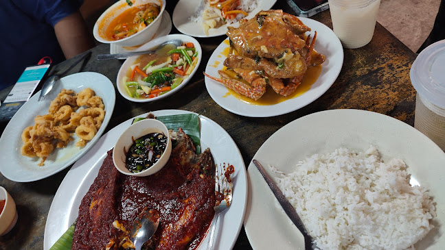 D'port Ikan Bakar Seafood Kuala Sepetang Taiping - Gastronomi dan perhotelan