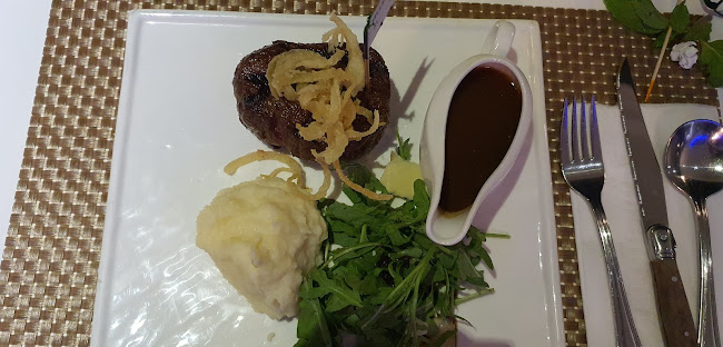 Comentarii opinii despre Maria's Steak Cafe • Sunway