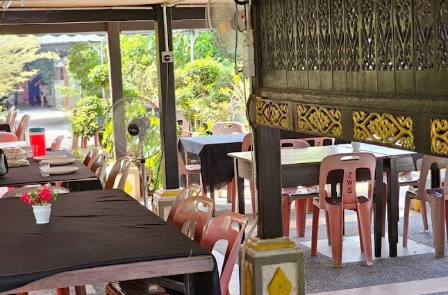 Teratak Warisan Chu Siah - Gastronomi dan perhotelan