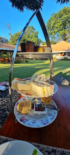 English Tea House & Restaurant - Gastronomi dan perhotelan