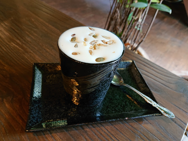 Comentarii opinii despre October Coffee Gaya