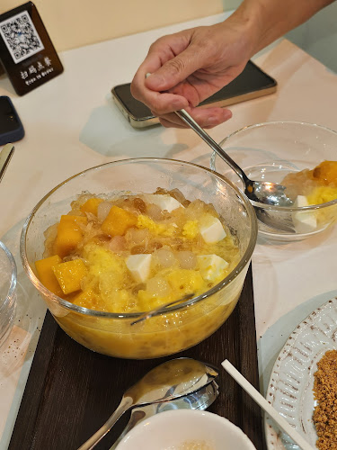 Fika Farmhouse - Gastronomi dan perhotelan