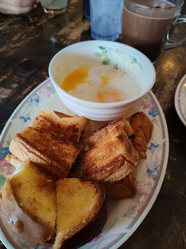 Salmah Kopitiam Ipoh - Gastronomi dan perhotelan