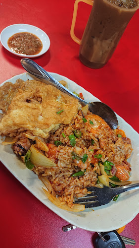 Latif Tomyam - Gastronomi dan perhotelan