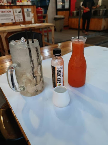 Comentarii opinii despre Cengkerang Seafood Jumble