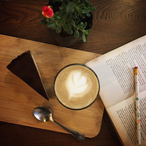 Opinii despre lima.tujoh Cafe & Guesthouse în Kuching - Gastronomi dan perhotelan