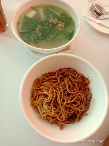 Opinii despre Zing On 7th în Labuan - Gastronomi dan perhotelan