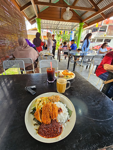 Nasi Lemak Ujong Pasir 2 - Melaka