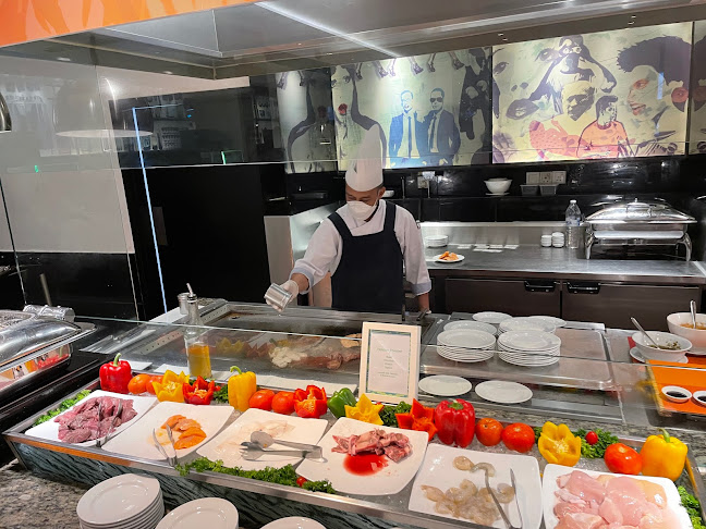 Melting Pot Cafe - Gastronomi dan perhotelan