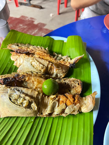 Restoran Ikan Bakar Tampin - Gastronomi dan perhotelan