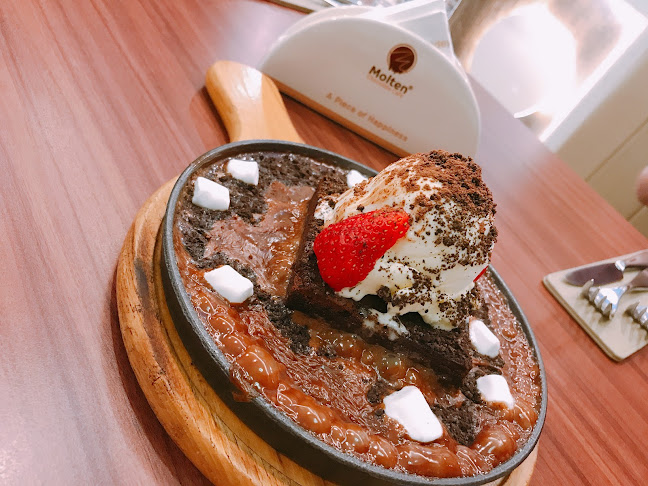 Molten Chocolate Cafe Uptown Damansara
