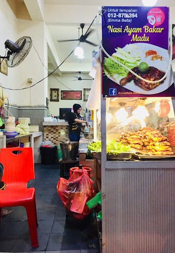 Opinii despre Pak Amit Cafe Tabuan Tranquility în Kuching - Gastronomi dan perhotelan