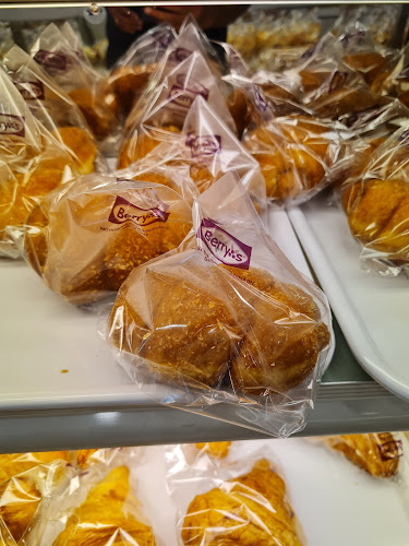 Comentarii opinii despre Kedai Kek Berry