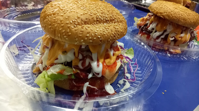 Opinii despre Burger Abam Polis în Marang - Gastronomi dan perhotelan