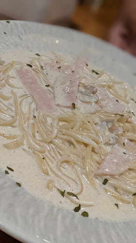 Opinii despre Burn Cafe în Kuala Terengganu - Gastronomi dan perhotelan