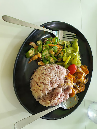 Opinii despre 粮粮蔬食 DeGrain Vegetarian Cafe în Kuching - Gastronomi dan perhotelan