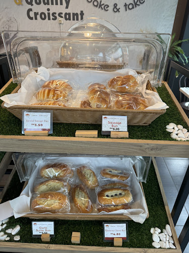 Lot 11b & 12b, Ground Floor, Ipoh Garden Square, 39, Jalan Sultan Azlan Shah, Taman Ipoh Selatan, 31400 Ipoh, Perak