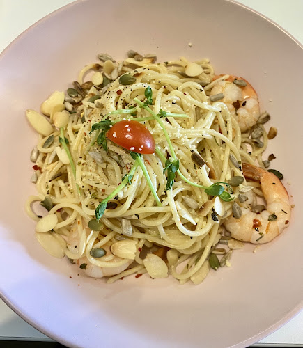 Eggxcite Cafe - Gastronomi dan perhotelan